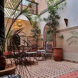 https://riad-black-doors.marrakeshhotelsmorocco.com